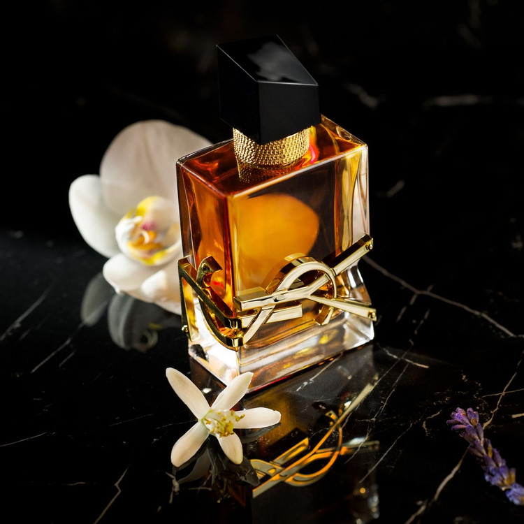 عطر ایو سن لوران لیبر اینتنس